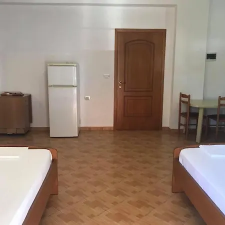 Hermes Borsh Apartament Saranda
